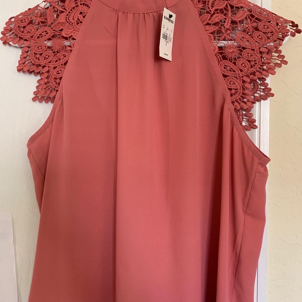 Express Lace Capped Top